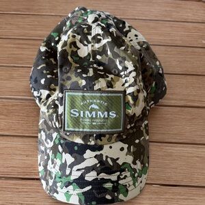 Simms fishing Camo Cap - Olive Green & Black Pattern